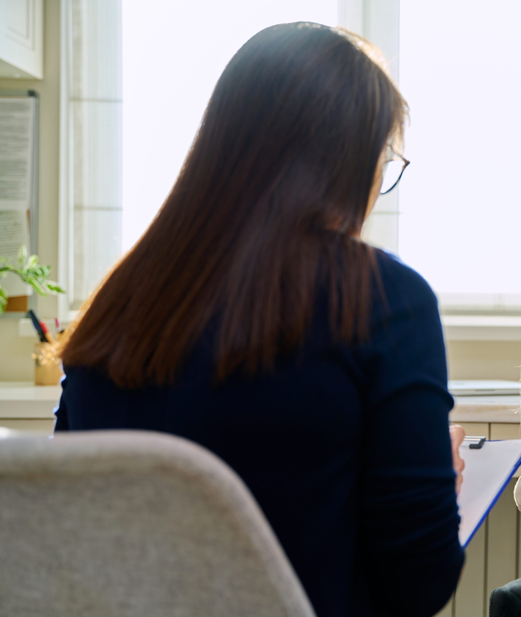 Psychologist individual therapy treatment session