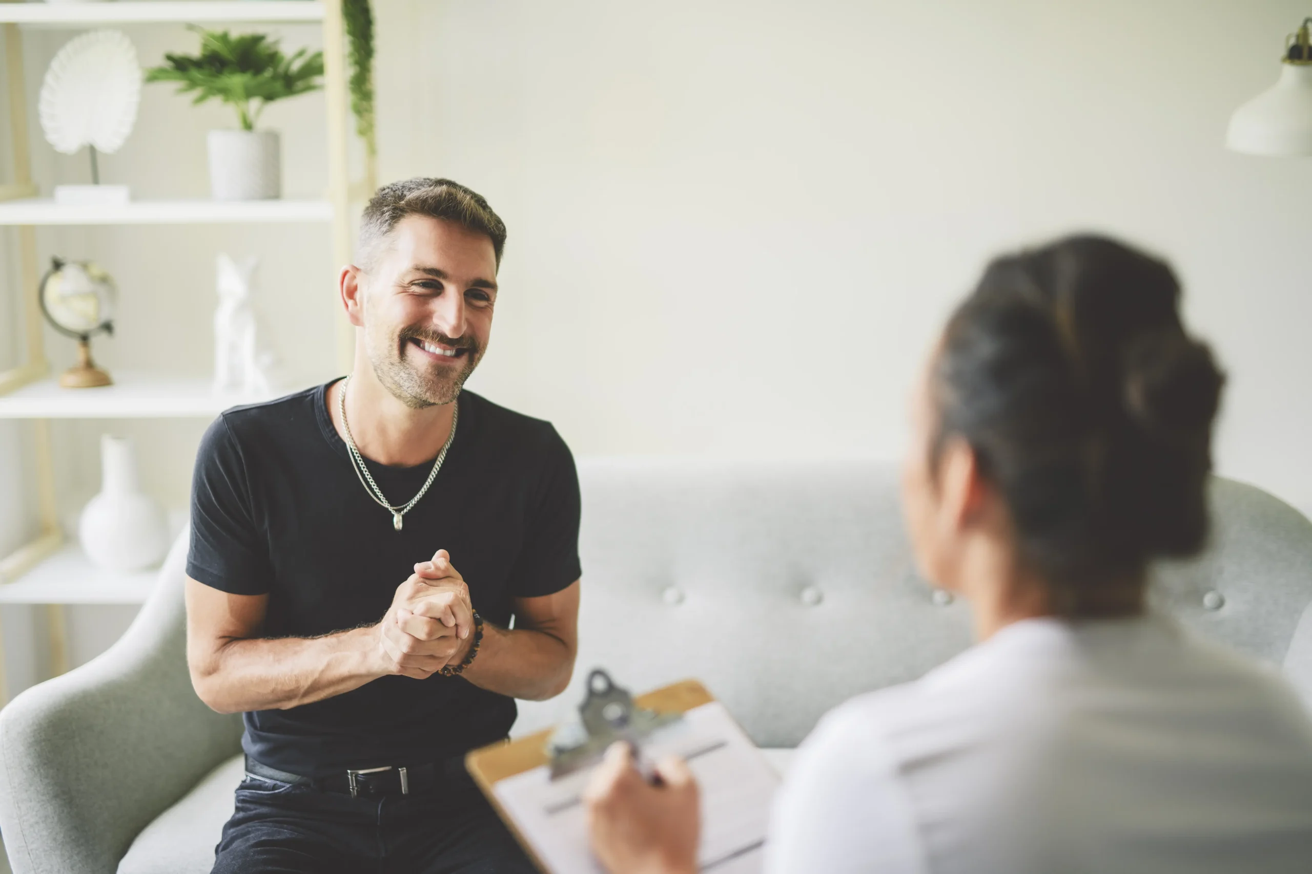Therapist and client building a strong therapeutic relationship in Calgary