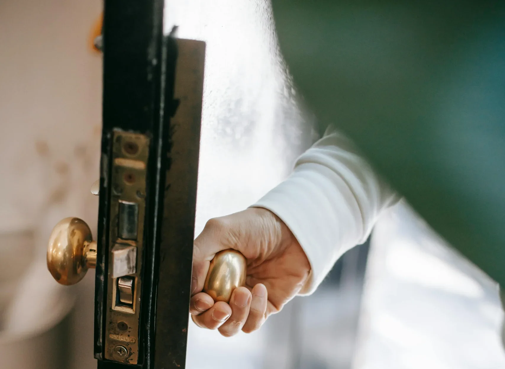 Repetitive door-checking as a symptom evaluated during OCD diagnosis in Calgary